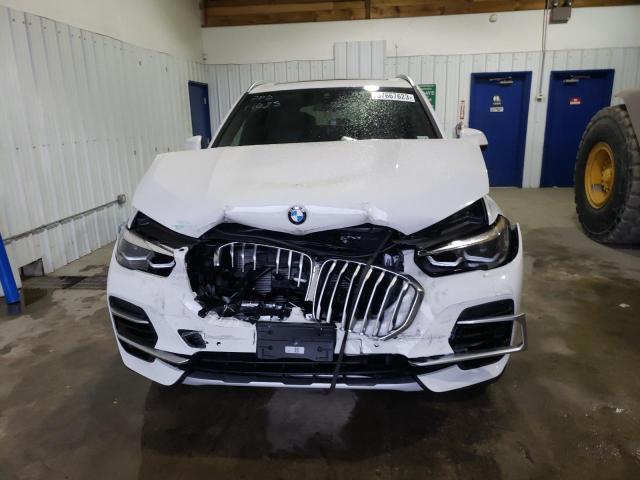 5UXCR6C0XP9P78845 - 2023 BMW X5 XDRIVE40I WHITE photo 5