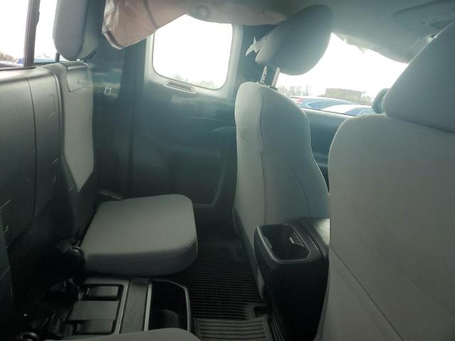 5TFSX5EN8HX052419 - 2017 TOYOTA TACOMA ACCESS CAB GRAY photo 10