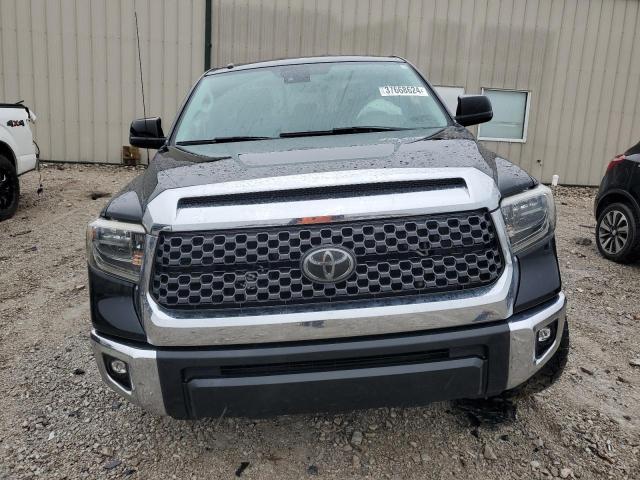 5TFUW5F12JX695443 - 2018 TOYOTA TUNDRA DOUBLE CAB SR/SR5 BLACK photo 5