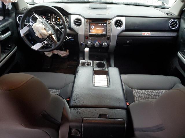 5TFUW5F12JX695443 - 2018 TOYOTA TUNDRA DOUBLE CAB SR/SR5 BLACK photo 8