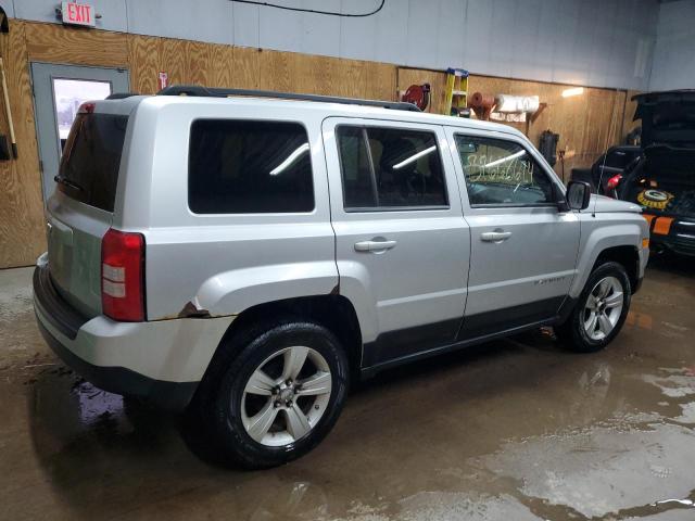 1J4NF1GB3BD275997 - 2011 JEEP PATRIOT SPORT SILVER photo 3