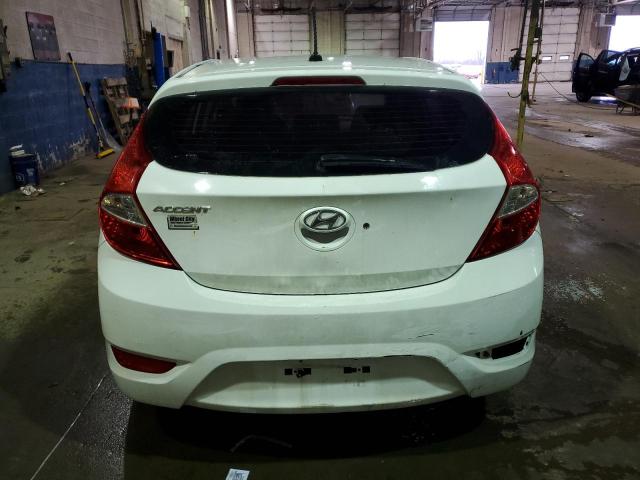 KMHCT5AE2GU251273 - 2016 HYUNDAI ACCENT SE WHITE photo 6