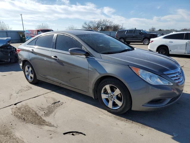 5NPEB4AC8CH448509 - 2012 HYUNDAI SONATA GLS GRAY photo 4