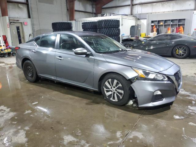 1N4BL4BV4LC222274 - 2020 NISSAN ALTIMA S GRAY photo 4