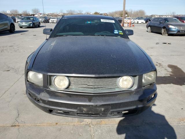 1ZVFT80N975258183 - 2007 FORD MUSTANG CHARCOAL photo 5