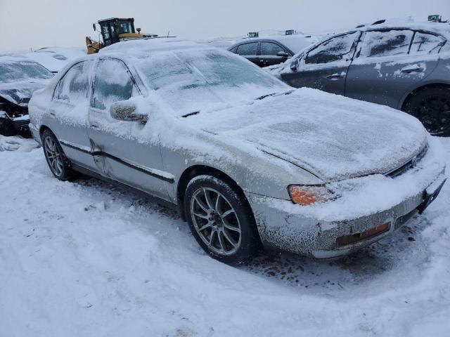 1HGCE6649VA000139 - 1997 HONDA ACCORD LX GRAY photo 4