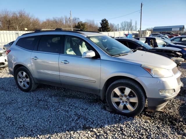 1GNKRLED6CJ355949 - 2012 CHEVROLET TRAVERSE LTZ SILVER photo 4