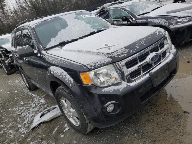 1FMCU0D71BKA06272 - 2011 FORD ESCAPE XLT BLACK photo 4