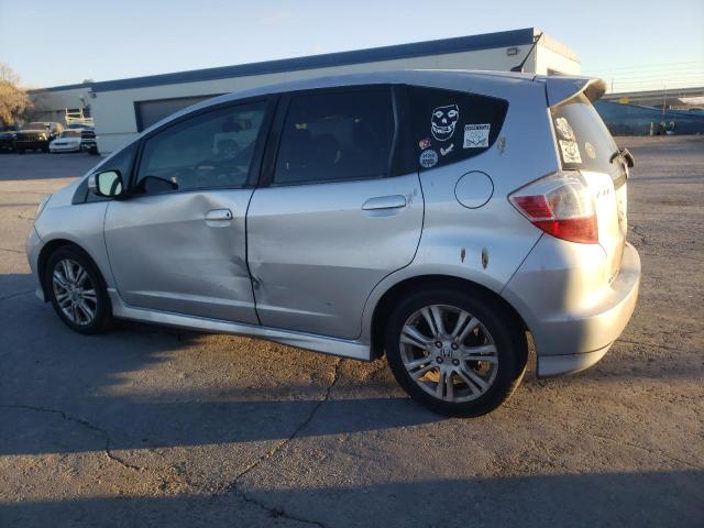 JHMGE8H5XBS009583 - 2011 HONDA FIT SPORT SILVER photo 2