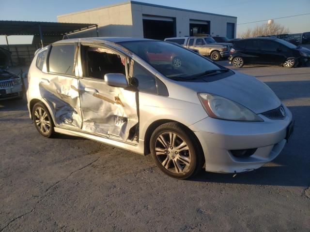 JHMGE8H5XBS009583 - 2011 HONDA FIT SPORT SILVER photo 4