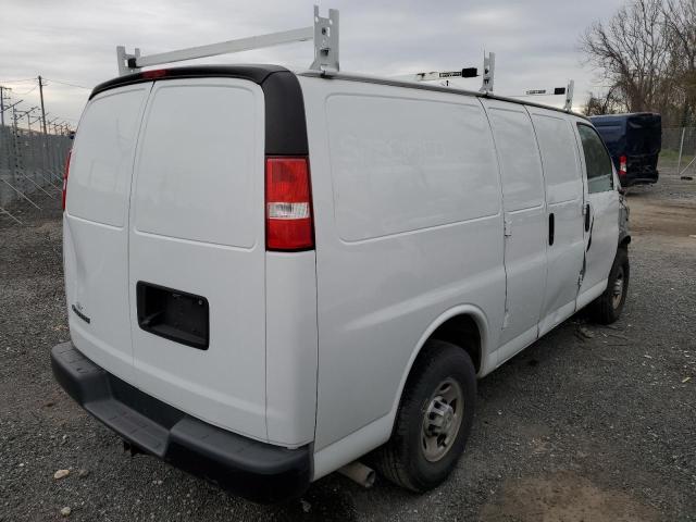 1GCWGAFPXL1267256 - 2020 CHEVROLET EXPRESS G2 WHITE photo 3