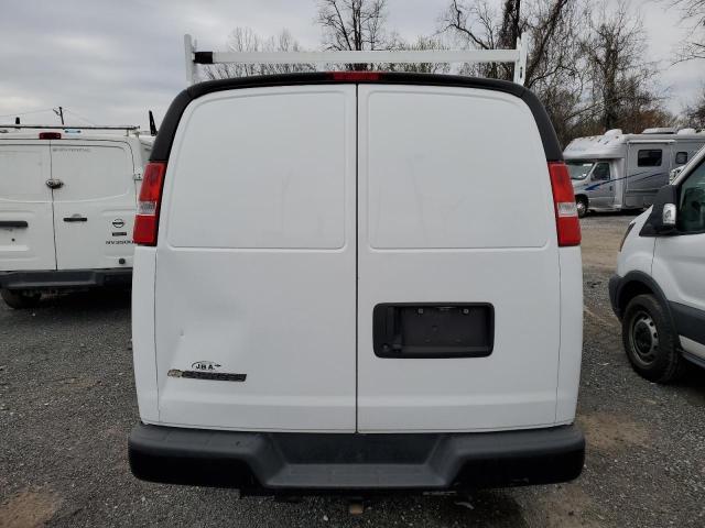 1GCWGAFPXL1267256 - 2020 CHEVROLET EXPRESS G2 WHITE photo 6