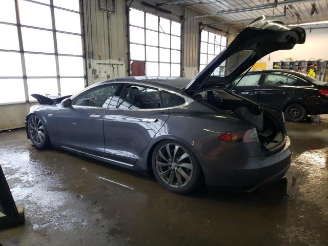 5YJSA1H29FF098084 - 2015 TESLA MODEL S 85D GRAY photo 2