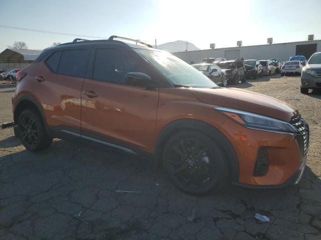 3N1CP5DV5PL555781 - 2023 NISSAN KICKS SR ORANGE photo 4