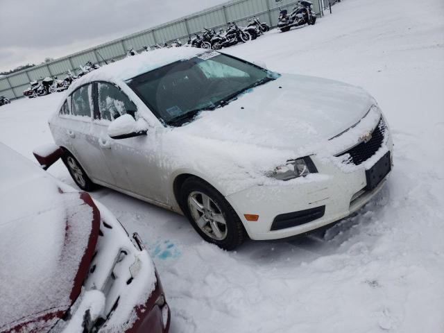 1G1PF5S95B7188586 - 2011 CHEVROLET CRUISE LT WHITE photo 4