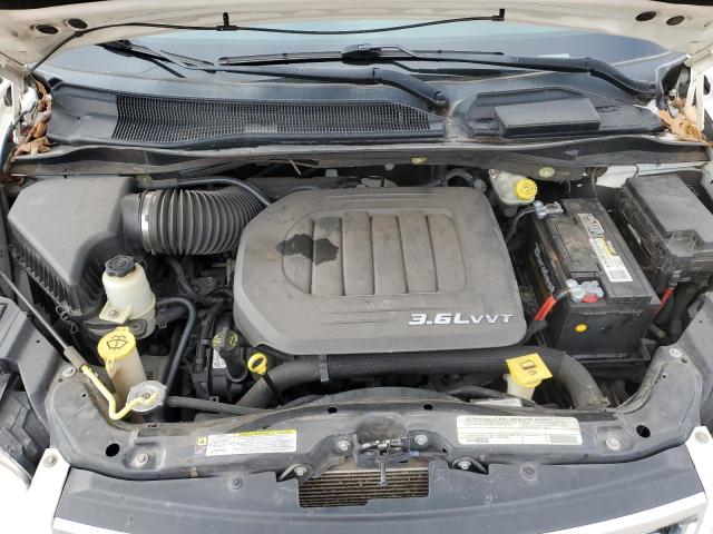 2C4RC1BG5CR257373 - 2012 CHRYSLER TOWN & COU TOURING WHITE photo 12