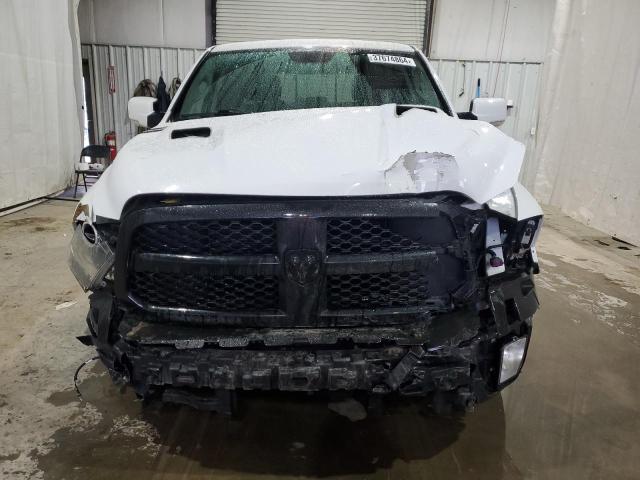 1C6RR7MT2JS125105 - 2018 RAM 1500 SPORT WHITE photo 5