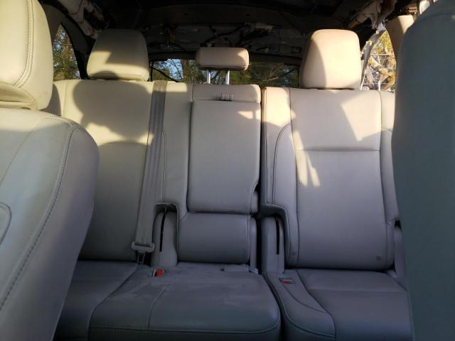 5TDKKRFHXFS071085 - 2015 TOYOTA HIGHLANDER XLE WHITE photo 10