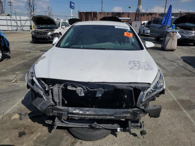 5NPE24AF9HH493721 - 2017 HYUNDAI SONATA SE WHITE photo 5