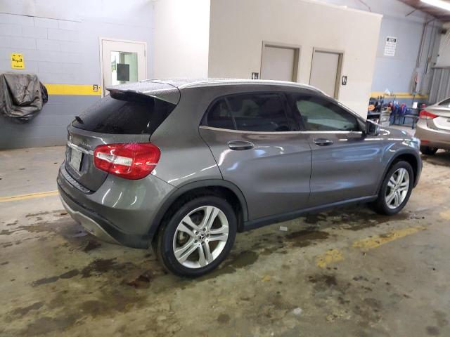 WDCTG4GB3JJ491497 - 2018 MERCEDES-BENZ GLA 250 4MATIC GRAY photo 3