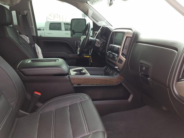 1GT42WEYXKF223966 - 2019 GMC SIERRA K3500 DENALI  photo 5