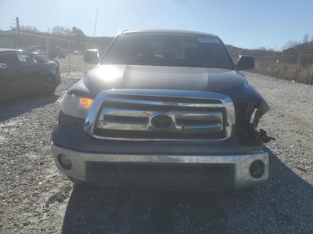 5TFDW5F14DX321503 - 2013 TOYOTA TUNDRA CREWMAX SR5 SILVER photo 5