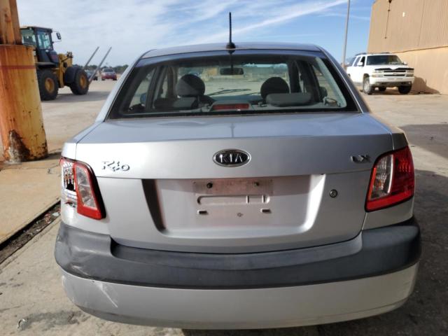 KNADE223696535198 - 2009 KIA RIO BASE GRAY photo 6