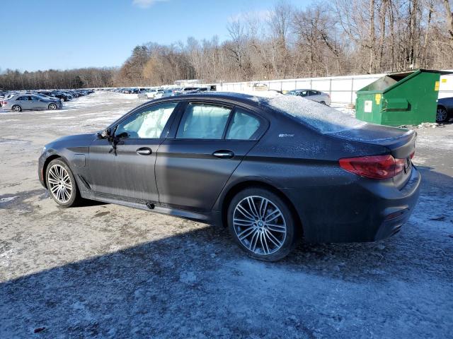 WBAJB1C52JB084420 - 2018 BMW 530XE BLACK photo 2