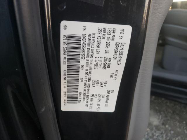 1A4GP45R56B757671 - 2006 CHRYSLER TOWN & COU შავი ფოტო 13