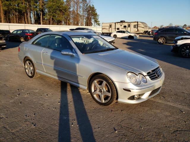 WDBTJ75H26F184363 - 2006 MERCEDES-BENZ CLK 500 SILVER photo 4