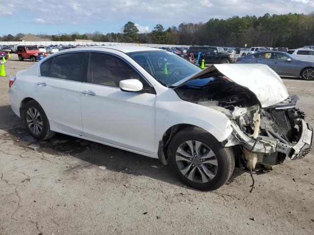 1HGCR2F38DA011409 - 2013 HONDA ACCORD LX WHITE photo 4