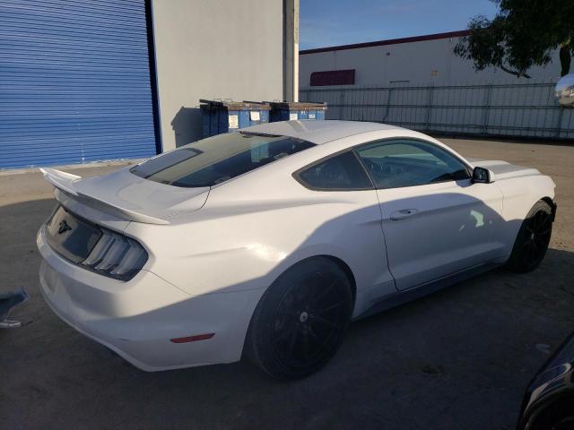 1FA6P8TH5H5231146 - 2017 FORD MUSTANG WHITE photo 3