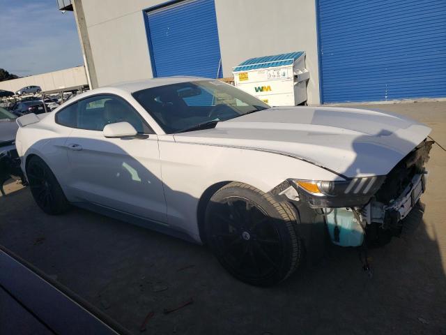 1FA6P8TH5H5231146 - 2017 FORD MUSTANG WHITE photo 4