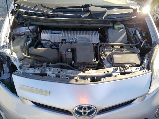 JTDKN3DU5F0476987 - 2015 TOYOTA PRIUS SILVER photo 11