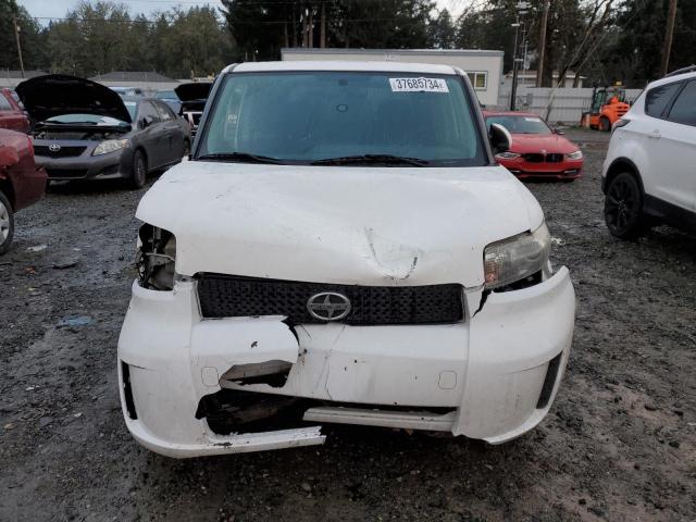 JTLKE50E191085347 - 2009 TOYOTA SCION XB WHITE photo 5