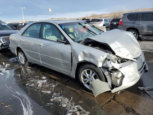 4T1BF30K84U577542 - 2004 TOYOTA CAMRY LE SILVER photo 4