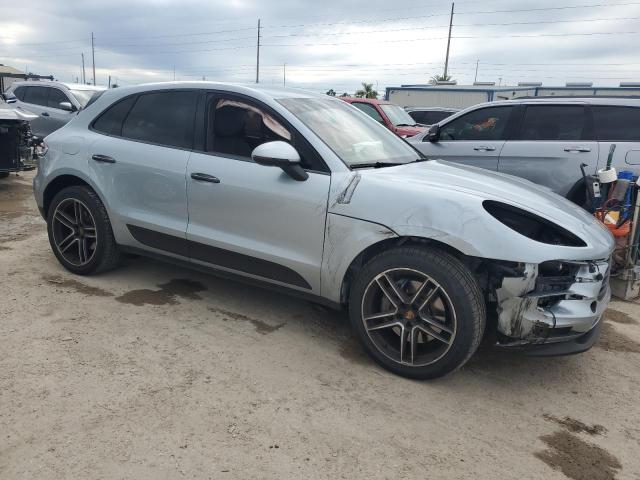 WP1AB2A51LLB34330 - 2020 PORSCHE MACAN S BLUE photo 4