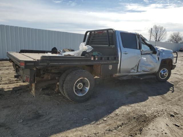 1GB4YTEY3NF327074 - 2022 CHEVROLET SILVERADO K3500 LT SILVER photo 3