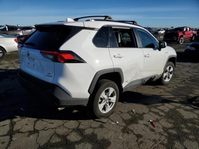 4T3MWRFV9LU008976 - 2020 TOYOTA RAV4 LE WHITE photo 3