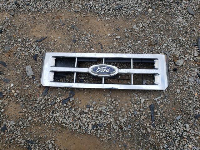 1FMCU9DG6AKC62958 - 2010 FORD ESCAPE XLT WHITE photo 13