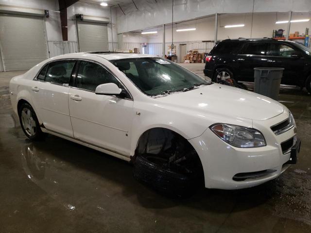 1G1ZJ57788F267456 - 2008 CHEVROLET MALIBU 2LT WHITE photo 4