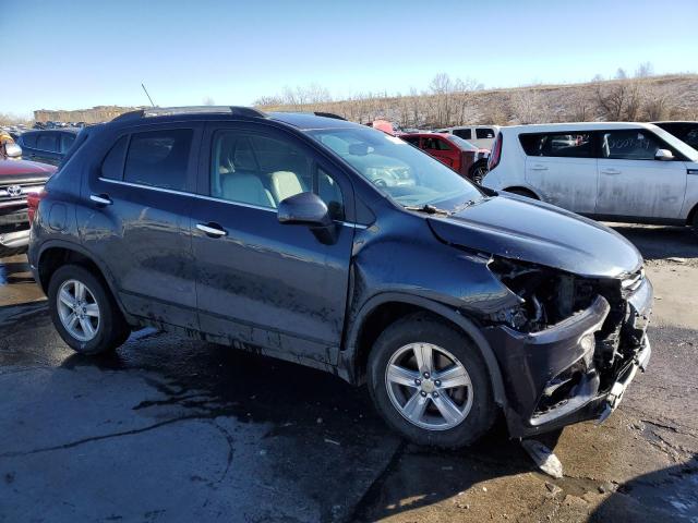 3GNCJPSB8JL279162 - 2018 CHEVROLET TRAX 1LT BLUE photo 4