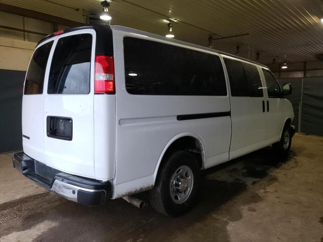 1GAZGPF7XN1212253 - 2022 CHEVROLET EXPRESS G3 LT WHITE photo 3