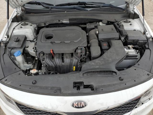 5XXGT4L33JG239500 - 2018 KIA OPTIMA LX WHITE photo 11