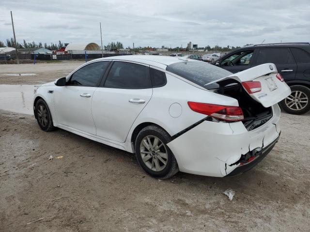 5XXGT4L33JG239500 - 2018 KIA OPTIMA LX WHITE photo 2