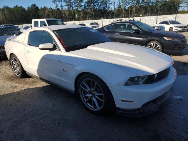 1ZVBP8CF2C5288255 - 2012 FORD MUSTANG GT WHITE photo 4