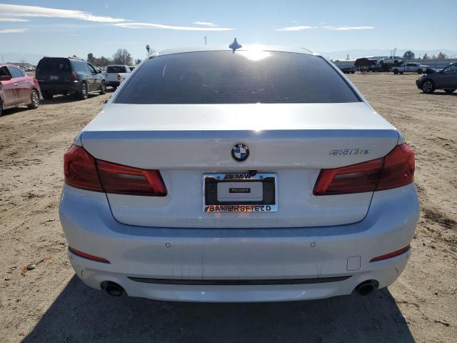 WBAJA9C59JB252989 - 2018 BMW 530E WHITE photo 6