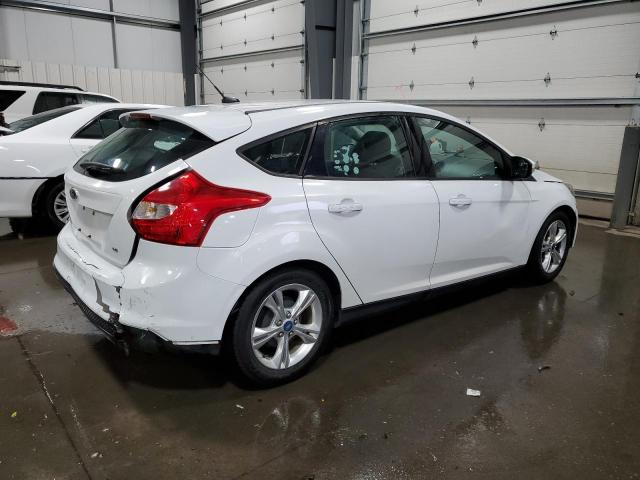 1FADP3K29EL139214 - 2014 FORD FOCUS SE WHITE photo 3