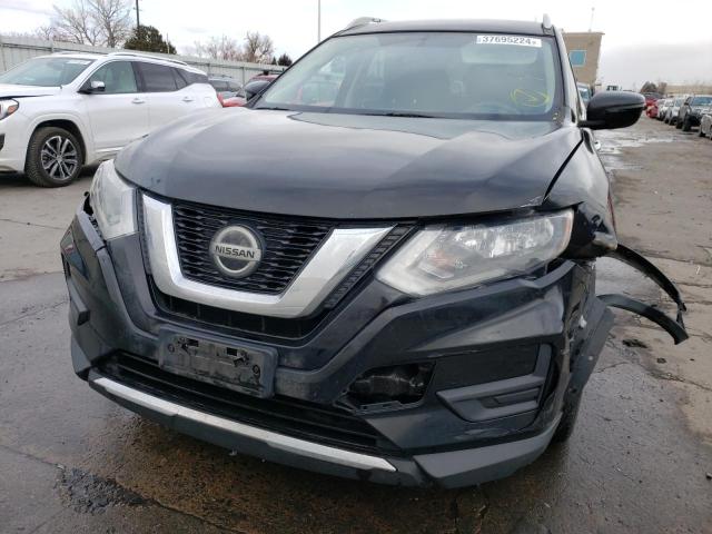 KNMAT2MT3JP524280 - 2018 NISSAN ROGUE S BLACK photo 5