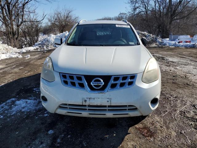 JN8AS5MT7BW155424 - 2011 NISSAN ROGUE S WHITE photo 5